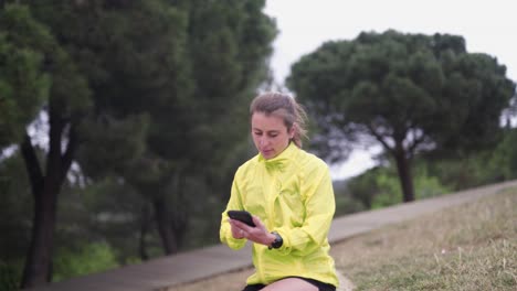 fitness runner stopwatch timer tracker setup prior to warmup