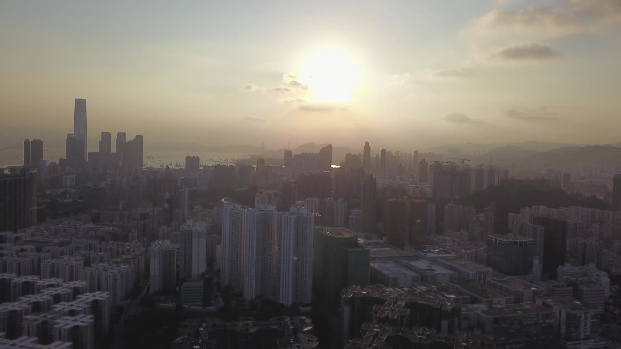 Filmagem aérea do Distrito de Kowloon em Hong Kong.