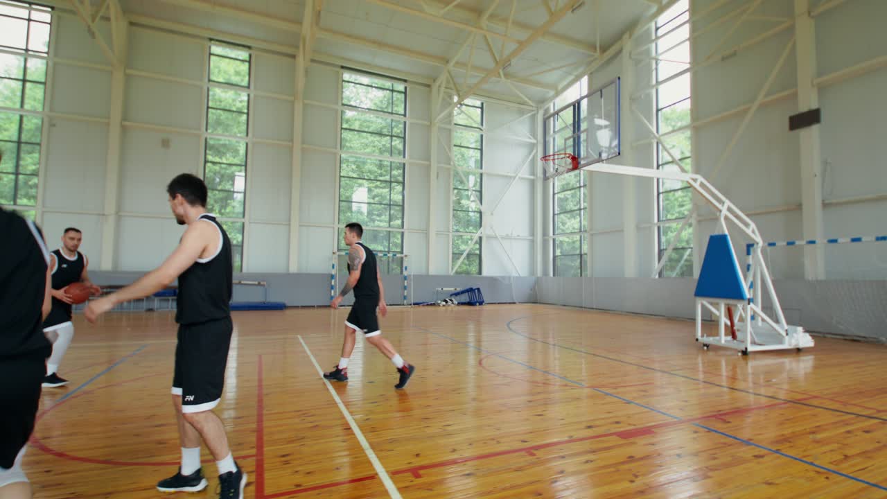 Pertandingan bola basket