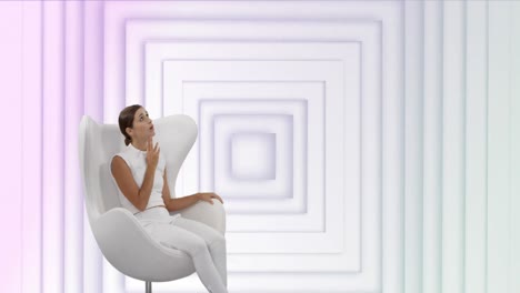 Lächelnde-Frau-Sitzt-In-Einem-Weißen-Sessel-über-Pulsierenden-Weißen-Quadraten
