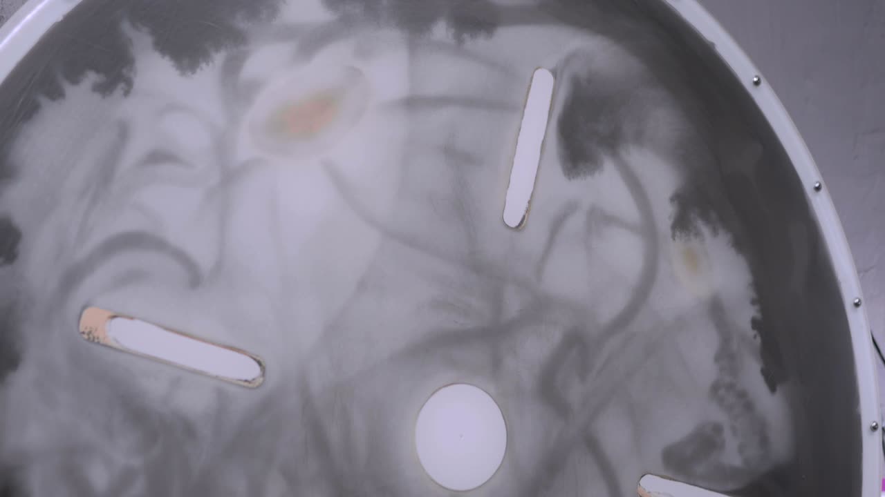 partículas de arena de hierro que se encuentran en el campo magnético