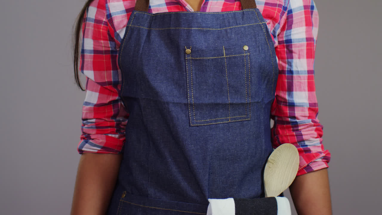 지원 지역 비즈니스 기호를 들고 여자의 클로즈업