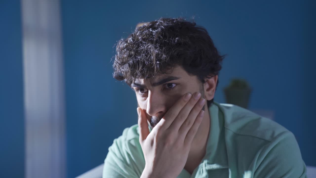 편집증이나 정신분열증과 정신질환입니다.