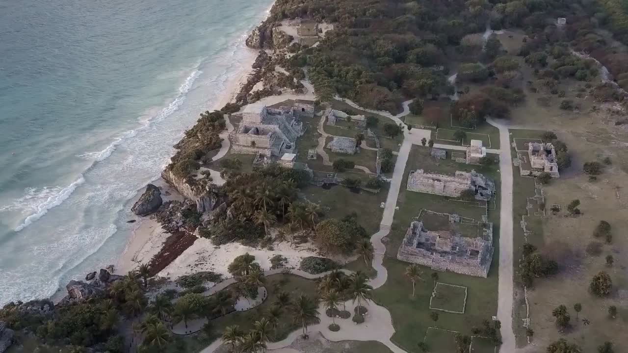 툴룸 지역 멕시코 유카탄 1의 폐허 위에 공중