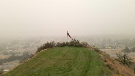 Smoky-Day-in-Wenatchee,-WA-due-to-West-Coast-Fires-in-the-U