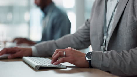 Keyboard,-hands-and-businessman-in-the-office