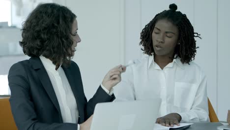 Multiethnic-businesswomen-in-office