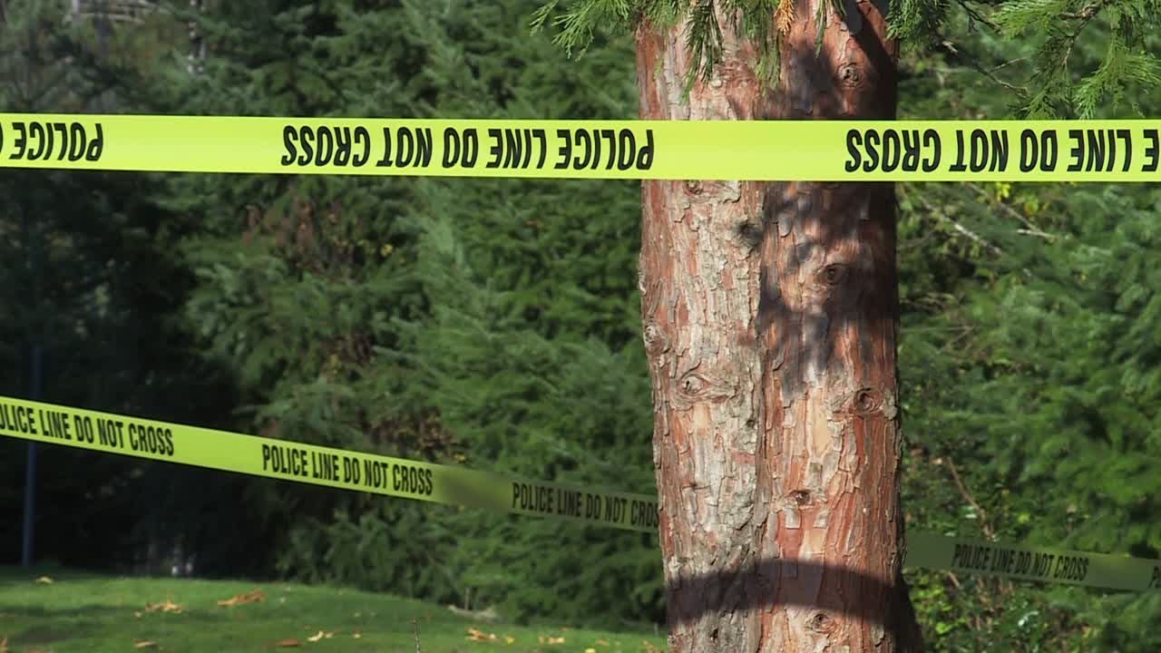 경찰 라인은 농촌 지역에서 테이프를 교차하지 않습니다