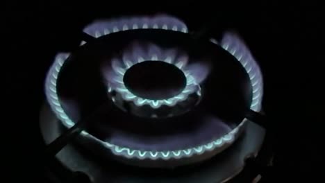 gas hob heat, kitchen cooking appliances, energy efficiency, low flame