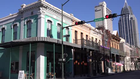 a downtown establishing shot of mobile alabama 1