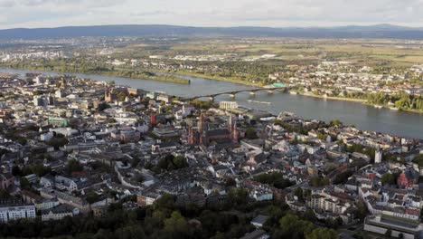 Sonniges-Mainz-2019-In-Deutschland-Aus-Der-Luftaufnahme