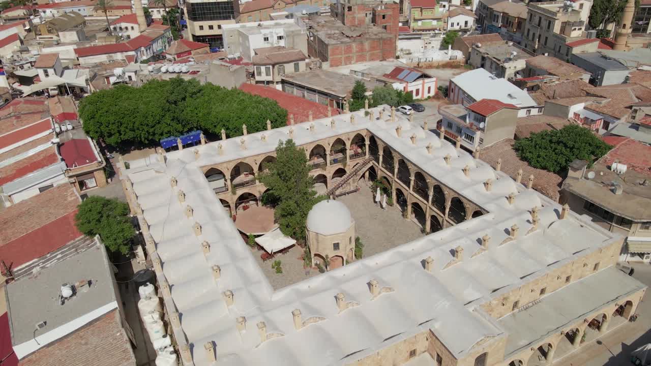북 키프로스 니코시아 구시가지에 있는 에어리얼 그레이트 인 (büyük han) cervansarai