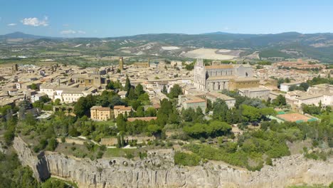 amazing aerial view of orvieto perched on top of rock cliff in umbria, italy