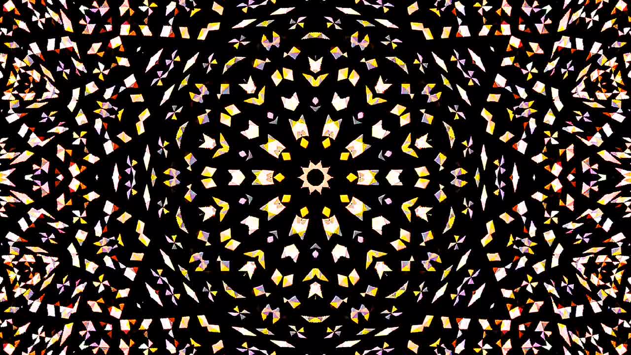 아름답고 추상적인 칼레도스코프, 빛나는 빛, 미묘한 움직임을 조절하는 빛.