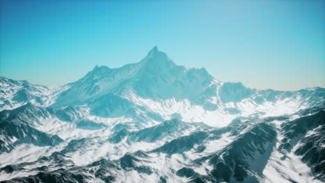 Panoramic-view-of-the-ski-slope-with-the-mountains