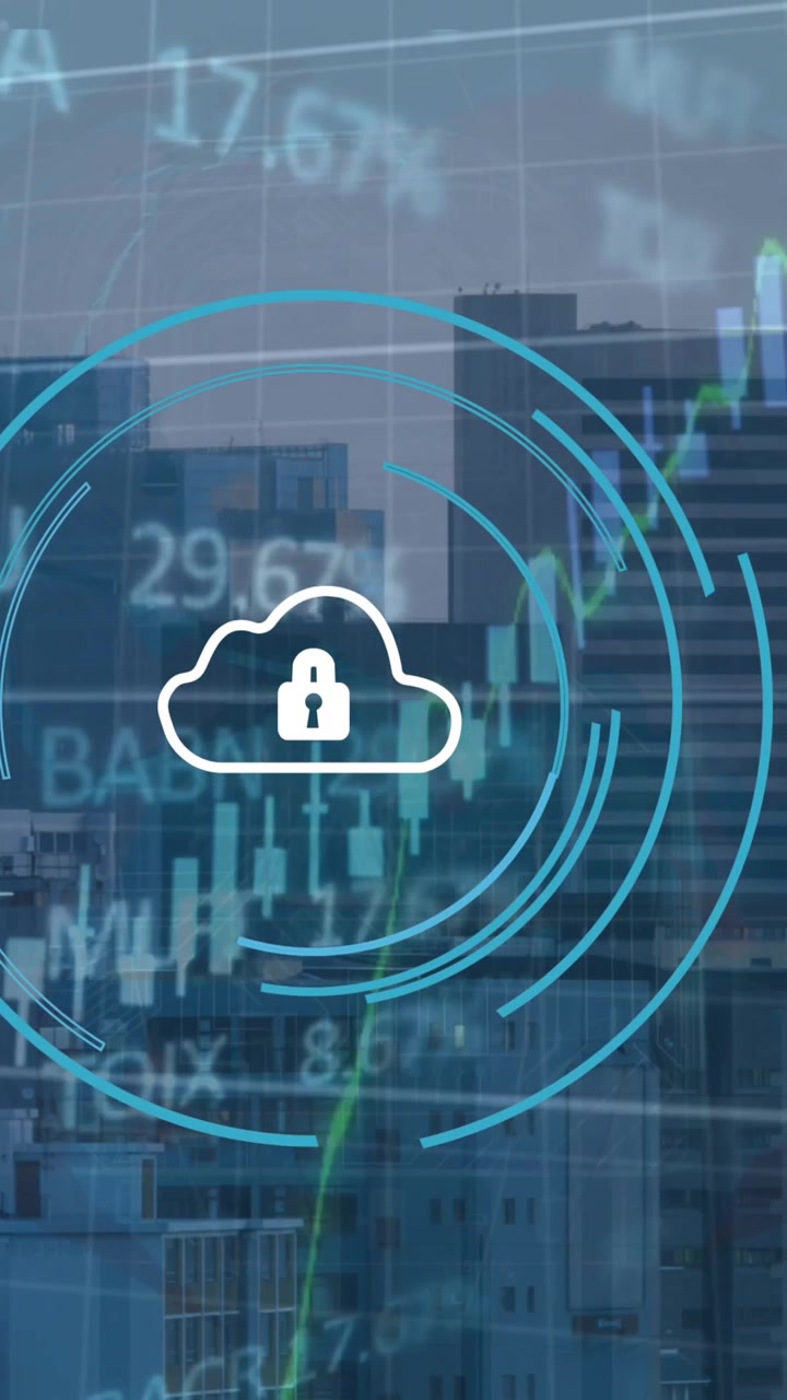 Animazione di un'icona di lucchetto di sicurezza, elaborazione di dati finanziari e di borsa su sfondo di un alto edificio