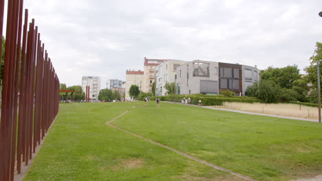 Detail-of-the-Long-Monument-of-the-Former-Berlin-Wall-Area-in-Mitte