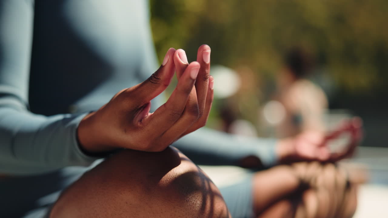 Öva mindfulness genom meditation