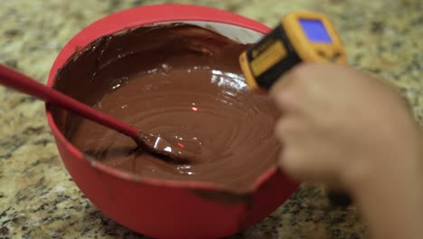 fábrica de chocolate artesanal barras de chocolate cacao chocolat derretido