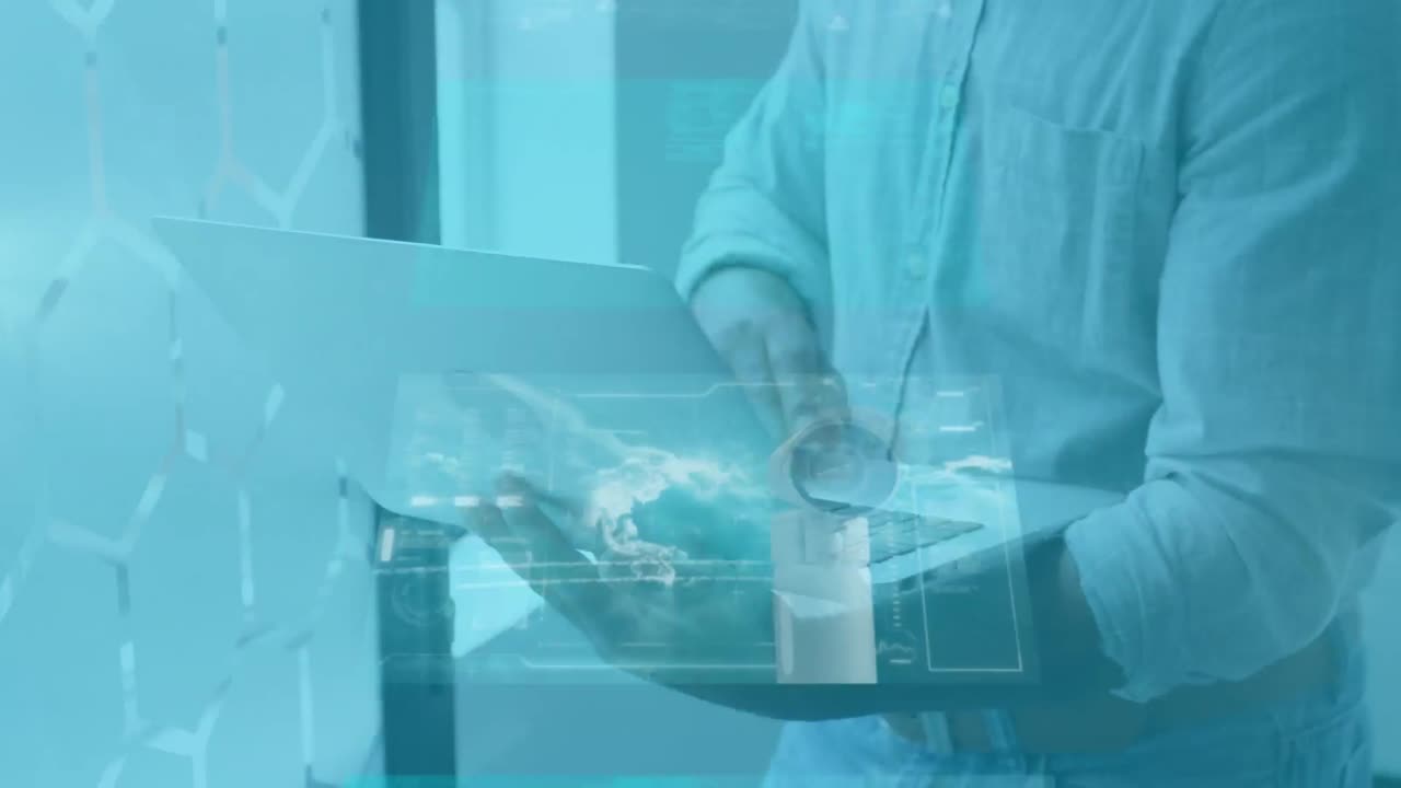 노트북을 사용하는 사업가에 대한 데이터 처리 애니메이션