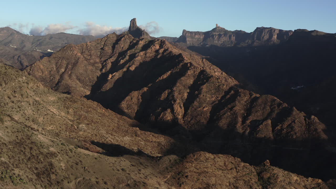 vista natural sobre el paisaje montañoso de gran canaria