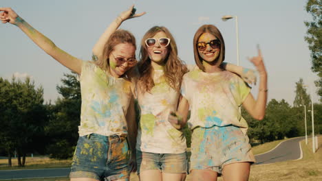 women celebrating holi festival