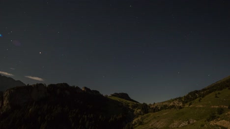 Pedra-F-Estrellas-4k-00