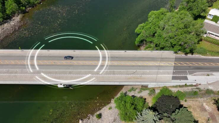 Un'auto che utilizza l'intelligenza artificiale per guidarsi da sola attraverso un ponte in America