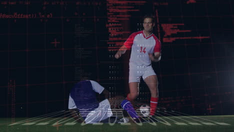 animación de códigos binarios y lenguaje de programación sobre jugadores masculinos multirraciales jugando al fútbol