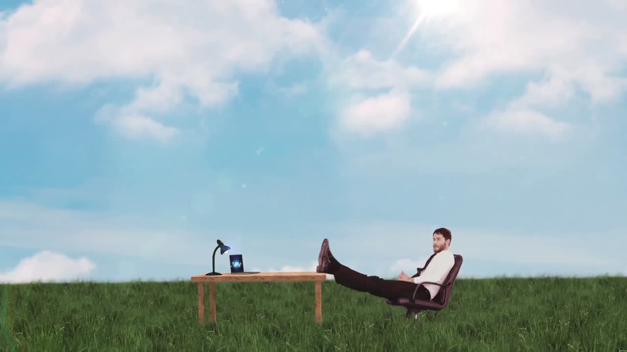 웃고 있는 사업가 가 휴식을 취하고 있다