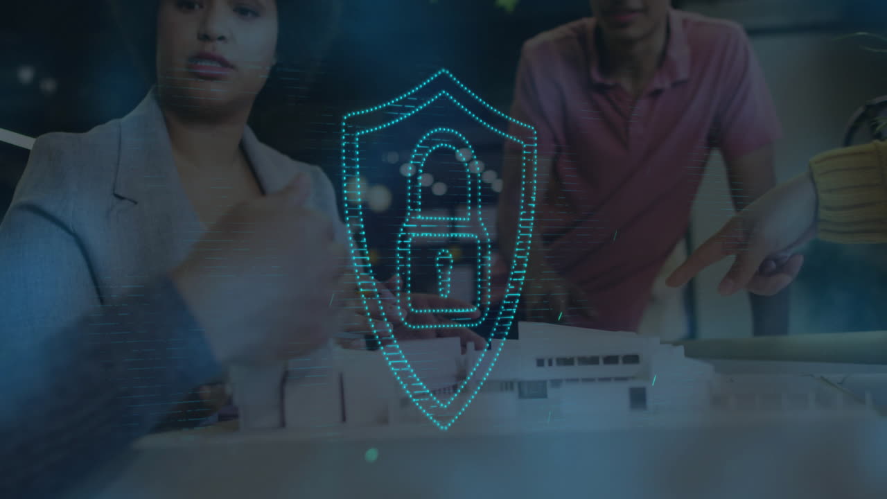 animación de un candado sobre diversos colegas discutiendo el trabajo