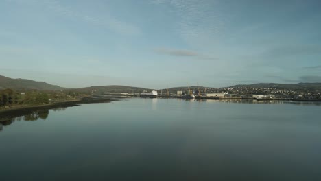 Calm-Nature-Of-Omeath-Pier-Near-Dundalk-In-County-Louth,-Ireland