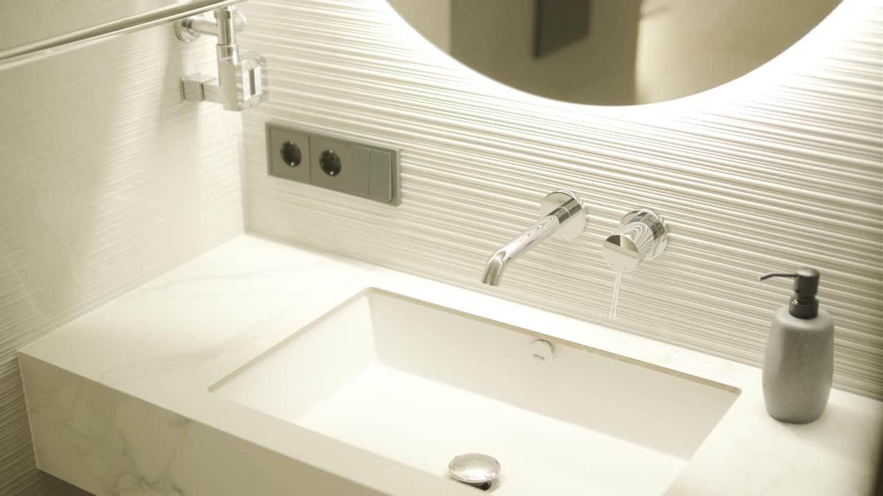 ミニマリスト アパート インテリア 麗なデザイン