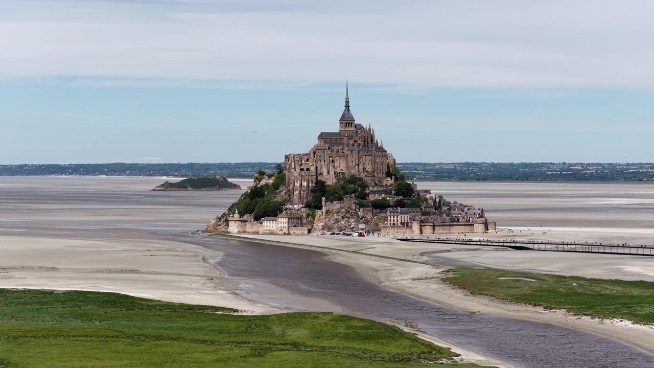 Mont-Saint-Michel kloster, middelalderlig tidevandsø og kommune i Normandiet, Frankrig.