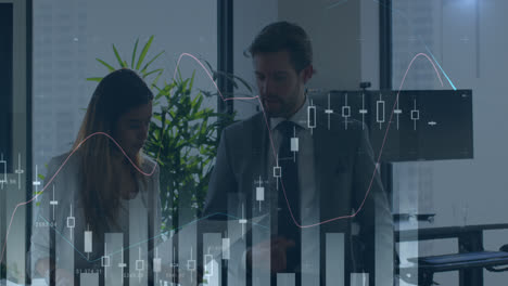 Procesamiento-De-Datos-Estadísticos-Contra-Empresarios-Caucásicos-Y-Empresarias-Discutiendo-En-La-Oficina