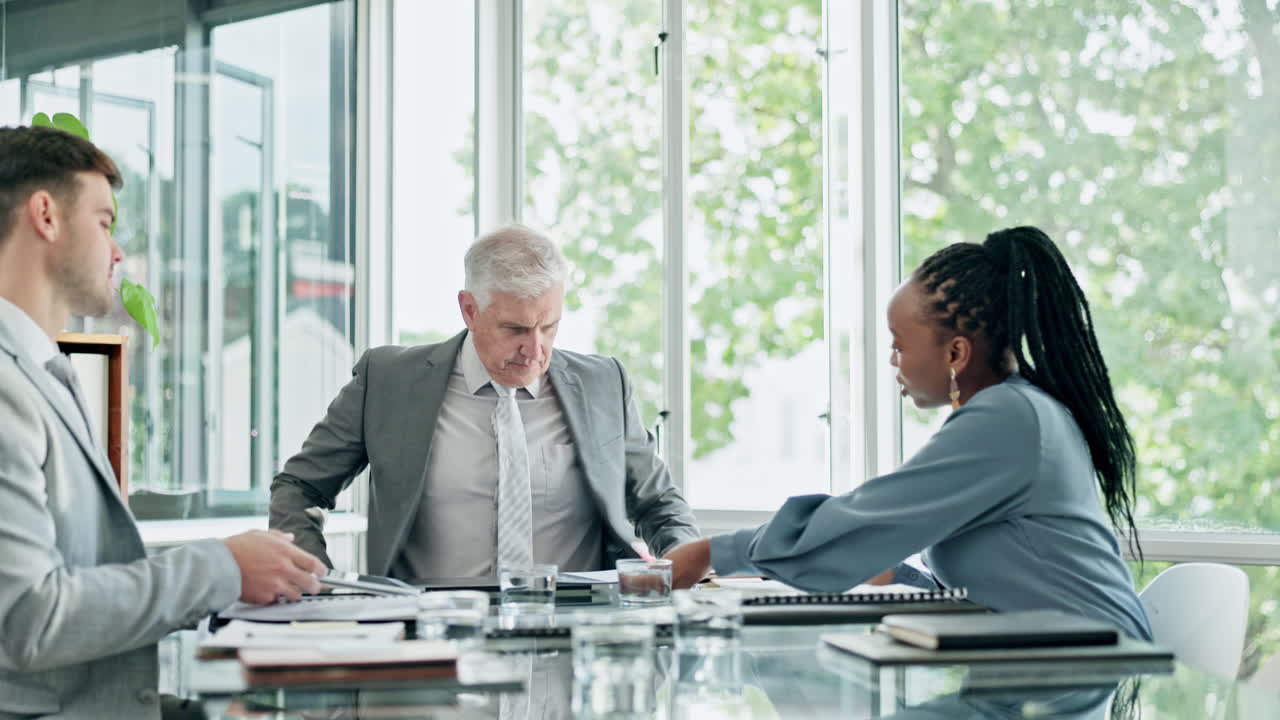 Coaching, collaboration and arrive with a business