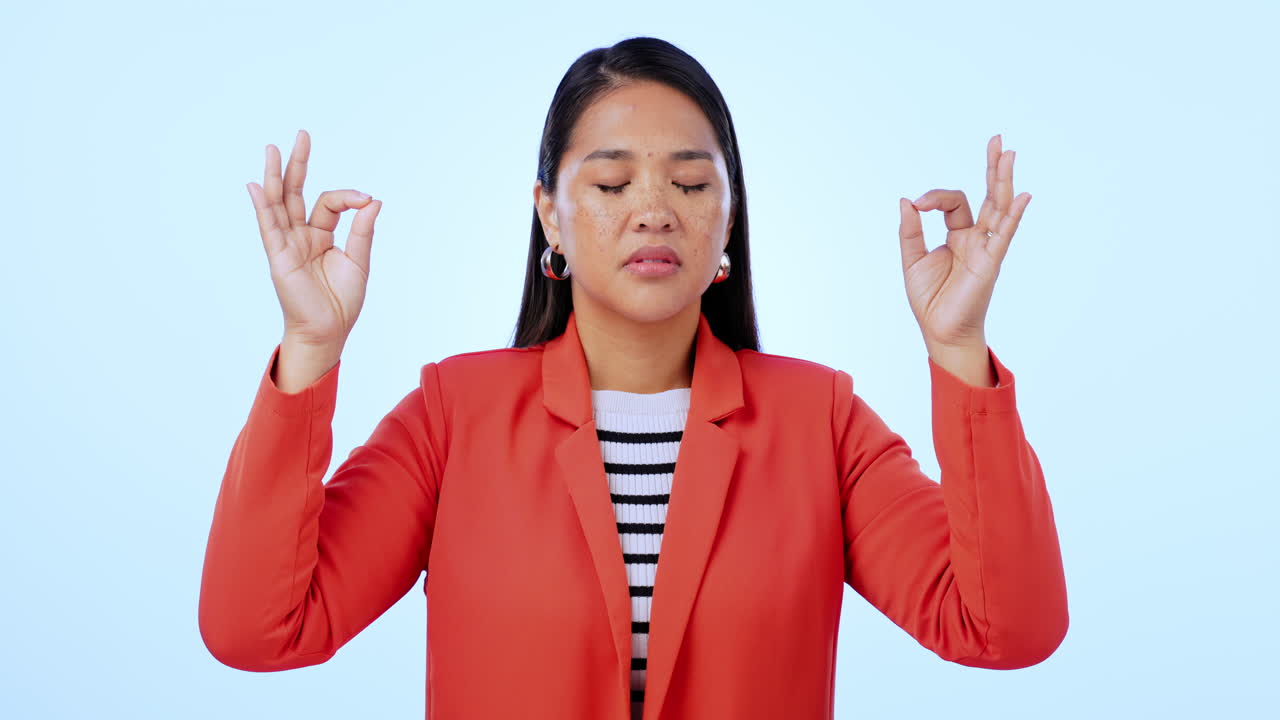 호흡, 명상, 그리고 젠을 가진 비즈니스 여성