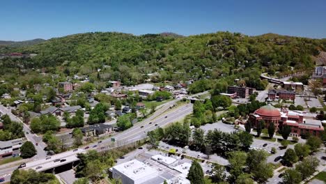 240-Autobahnumgehung-In-Asheville,-North-Carolina,-Asheville,-North-Carolina