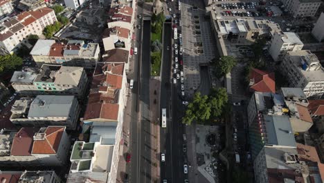 Autopista-En-El-Centro-De-La-Ciudad