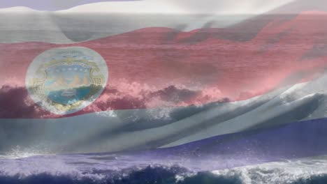 Composición-Digital-De-Ondear-La-Bandera-De-Costa-Rica-Contra-Las-Olas-En-El-Mar