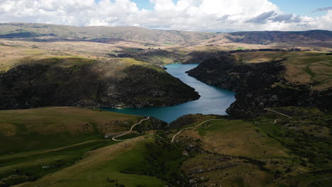 Iconic-New-Zealand-landscape-with-river-and-mountains,-aerial-view