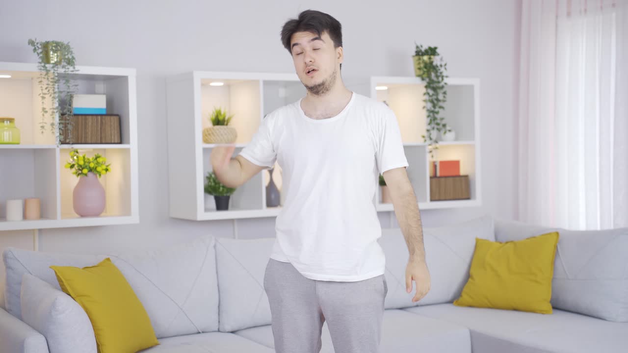 운동선수들은 피곤해지고 스포츠를 끝 ⁇ 니다.