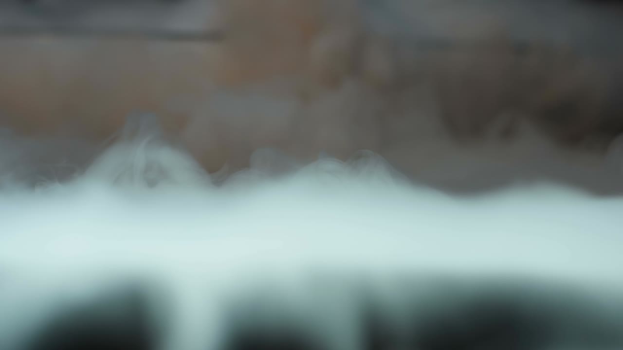 건조한 얼음 연기 구름