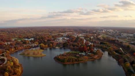 Glencoe,-Illinois,-USA-:-Aerial-drone-shot-over-small-lakes-inside-Chicago-Botanic-Garden-on-a-cloudy-evening