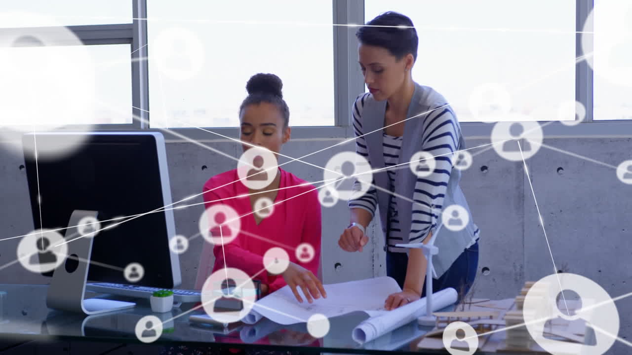 animación de la red de conexiones entre diversas personas de negocios en la oficina