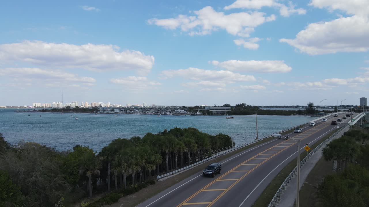 항공, john ringling parkway 및 new pass, 플로리다 새러소타에 있는 모트 해양 연구소 및 수족관으로 비행