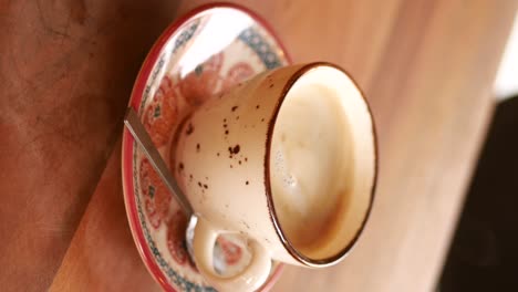 café en una taza