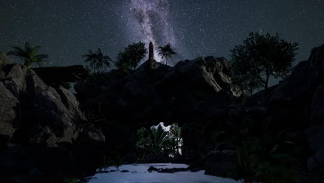 la galaxia de la vía láctea sobre las paredes del cañón de piedra arenisca