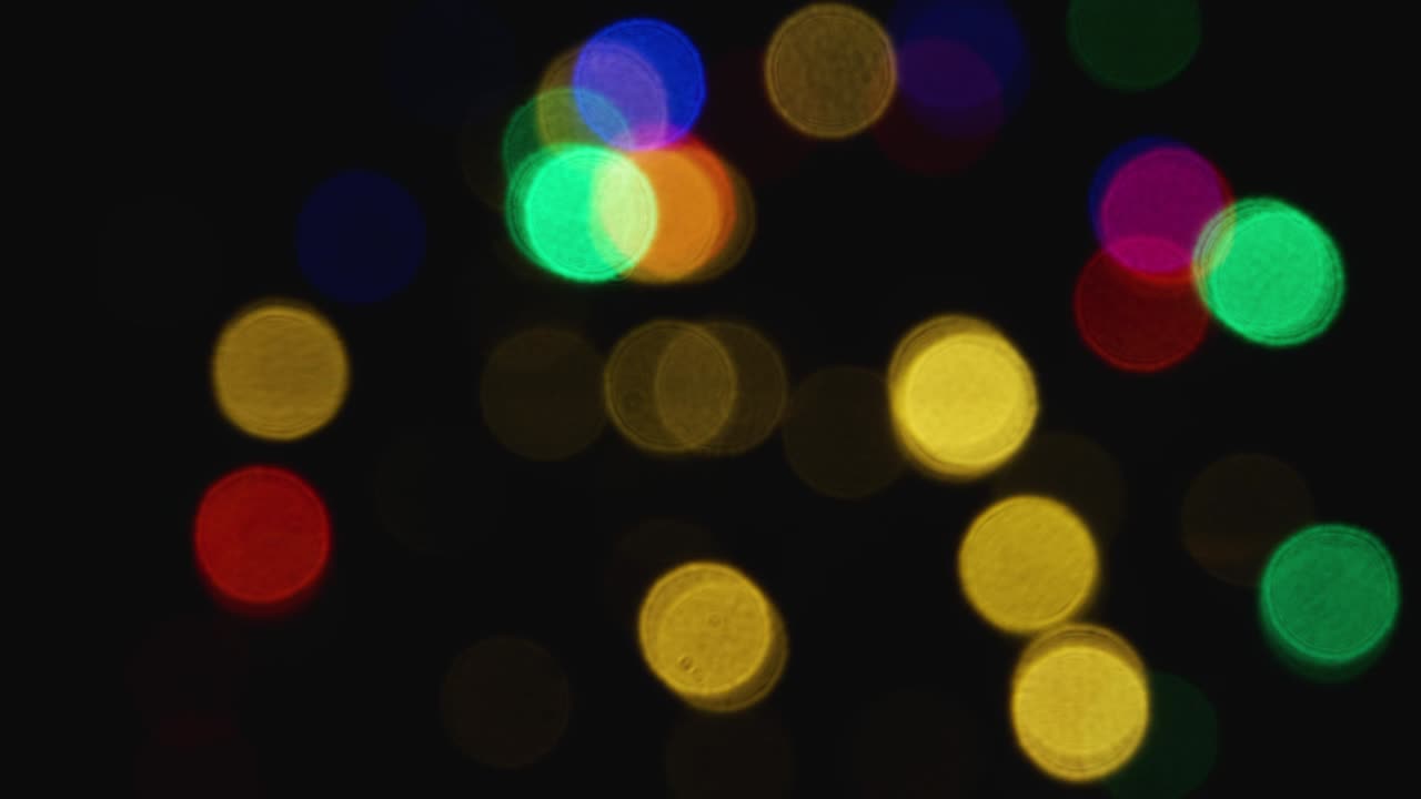 un fondo festivo abstracto de luces borrosas de guirnaldas.