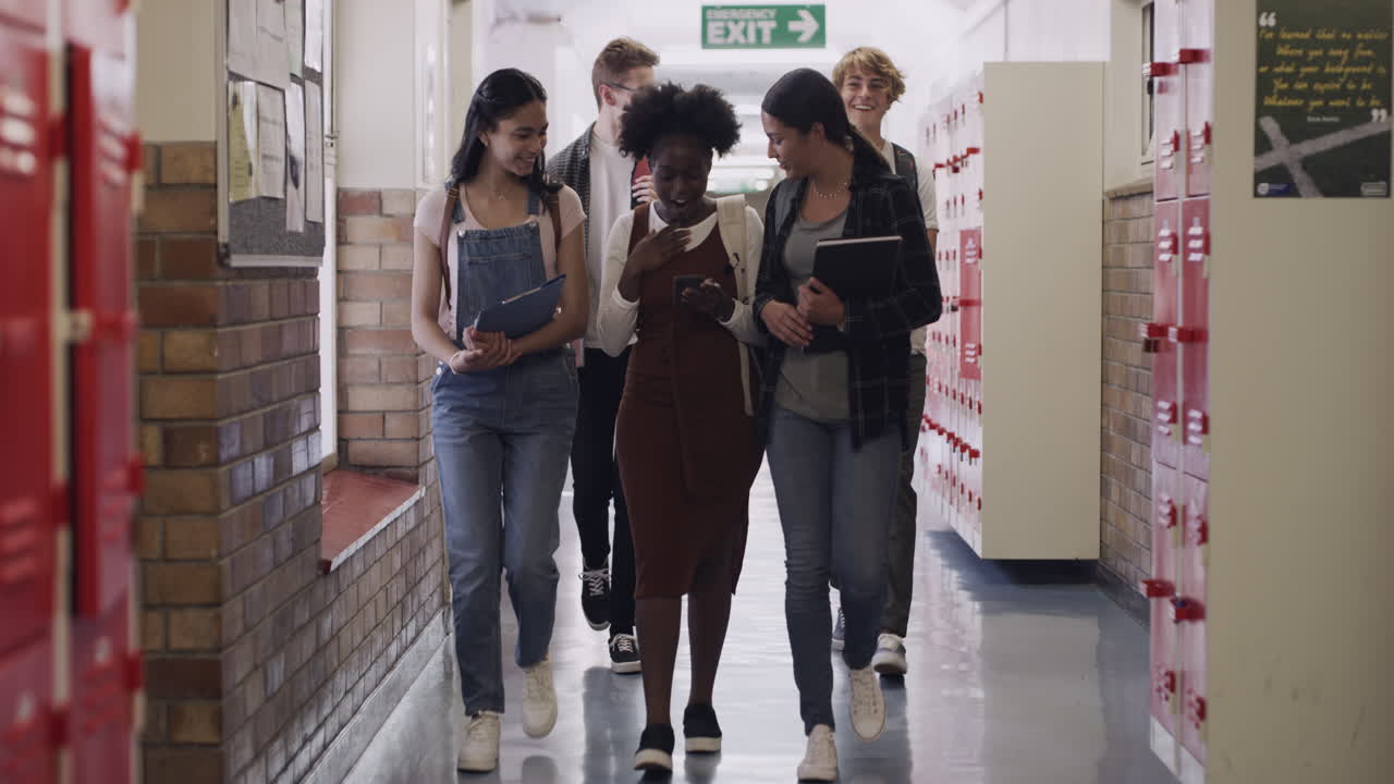 deja que tus sueños te lleven hacia adelante